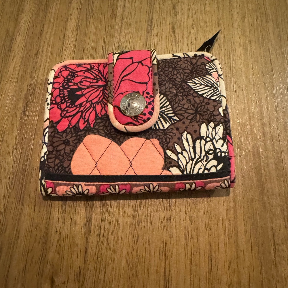 Vera Bradley Mocha Rouge Wallet!